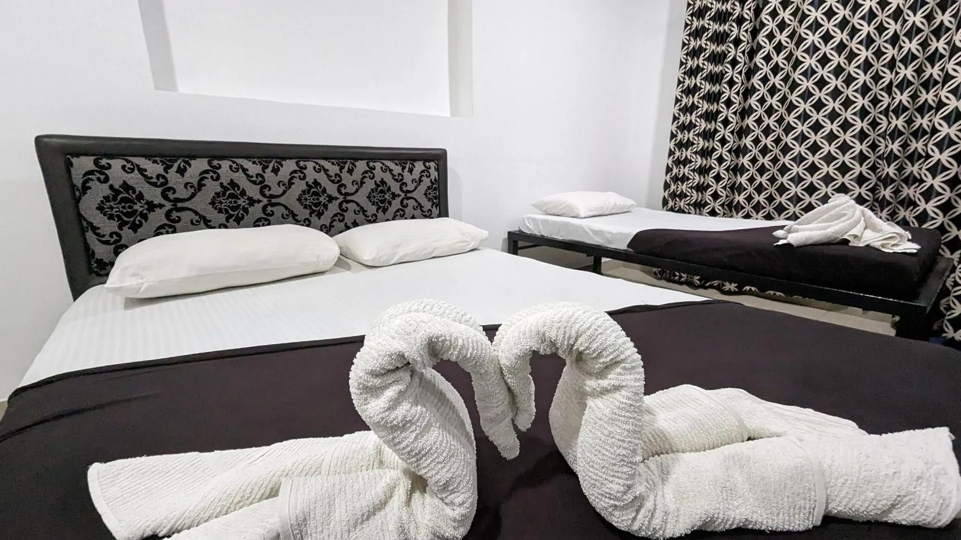 Dehiwala-Mount Lavinia Big John Hotel סרי לנקה